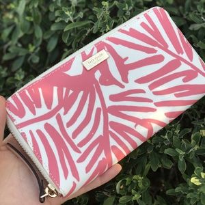 NWT KATE SPADE PINK PATTERN ZIP AROUND WALLET